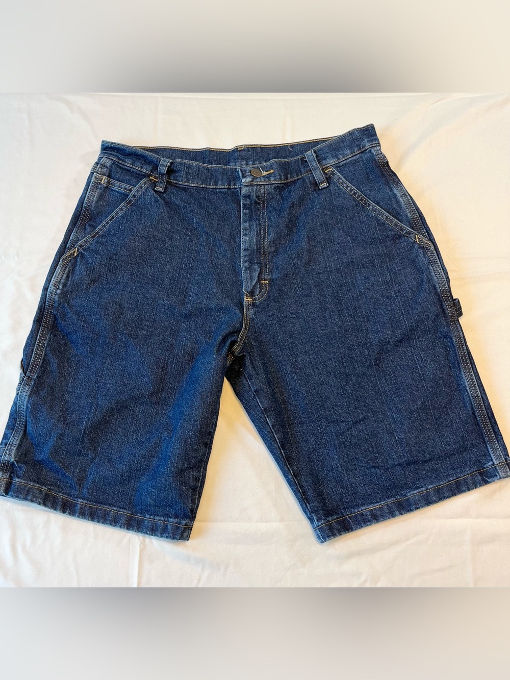 Wrangler Carpenter Denim Shorts Size 32 Dark Wash Utility Workwear